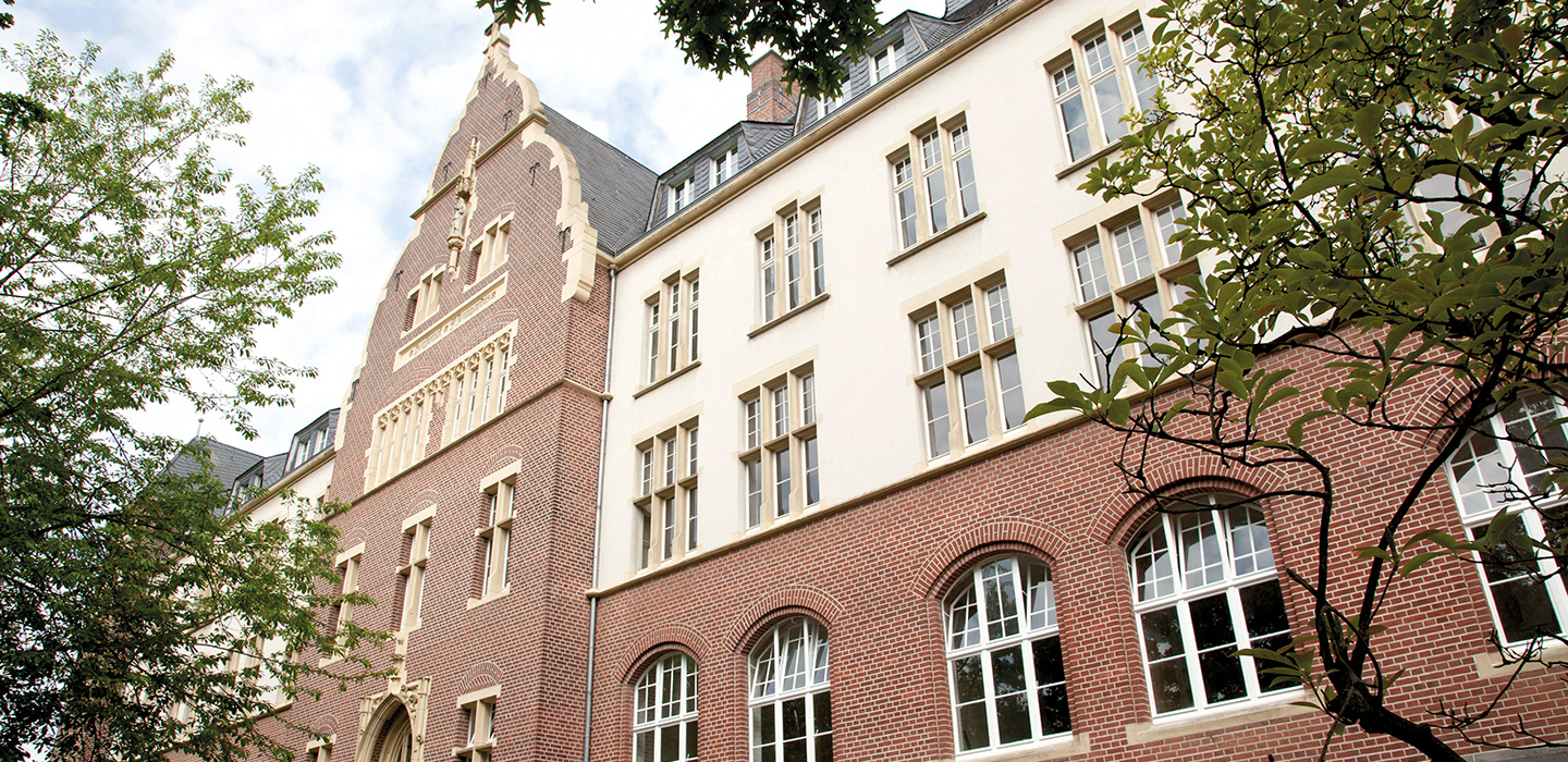 Collage mit diversen Residenz Bildern